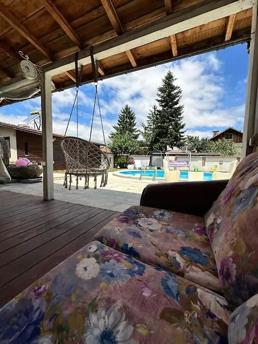 別荘 ソフィア Lea House With Swimming Pool In Vitosha Mountainヴィラ